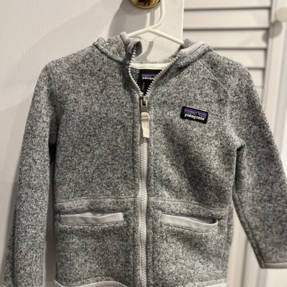 Patagonia Better Baby Sweater 2T. Grey and black w/ hood